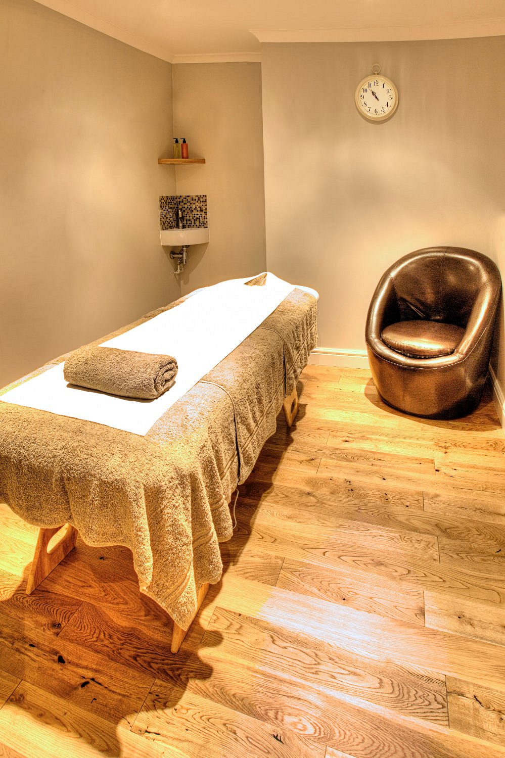 massage-room